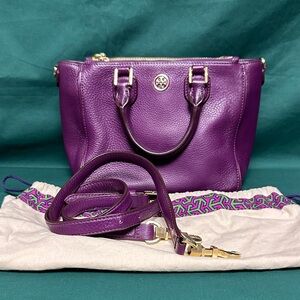 ❤️SOLD❤️TORY BURCH Purple Leather Handbag